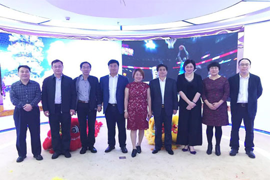 河北承德市政府领导莅临NG大舞台参观考察