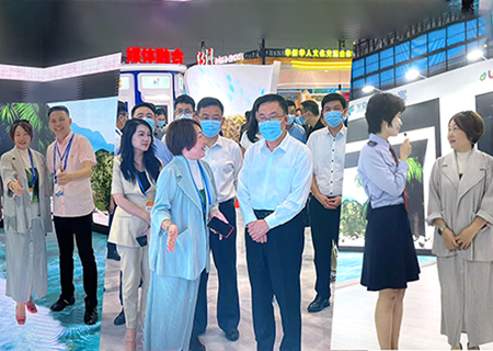 NG大舞台LED显示屏震撼亮相第十九届文博会！