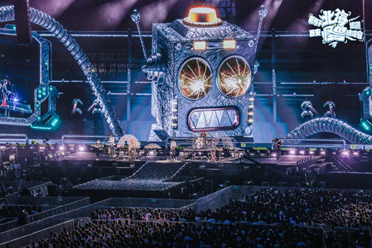 燃爆双城！NG大舞台大屏助力房东的猫、新裤子乐队打造璀璨视听盛宴